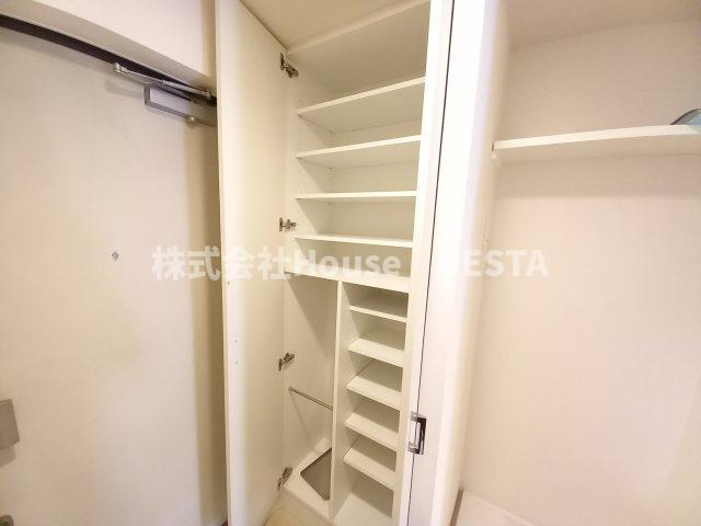 エステムプラザ神戸西Ⅴミラージュの収納