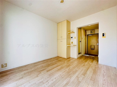 【居間・リビング】 | メゾン・ド・セヴェールNo.3