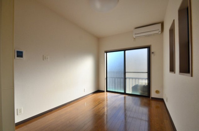 【居間・リビング】 | ラ・ベルメゾン・Ｙ