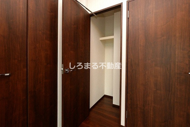 プレジオ鎗屋町の収納