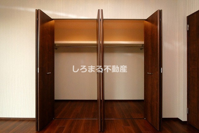 プレジオ鎗屋町の収納