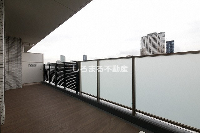 プレジオ鎗屋町のバルコニー