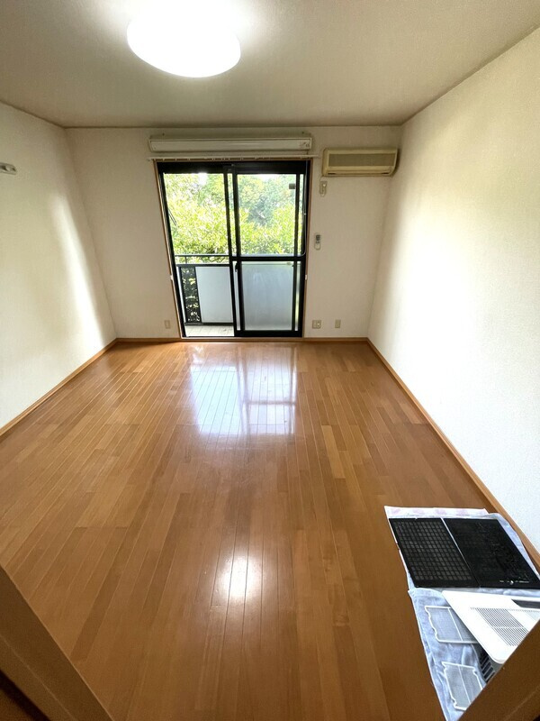 ボォルツの居間・リビング|別部屋参考写真