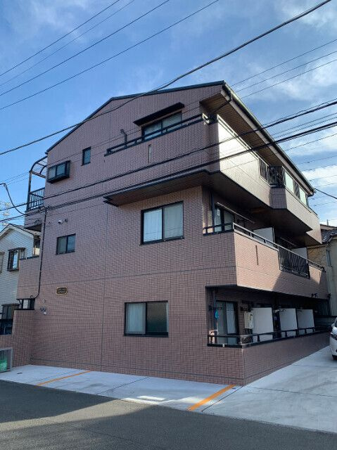 メイプルヒルズの外観