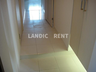 【玄関】 | プライムアーバン博多東