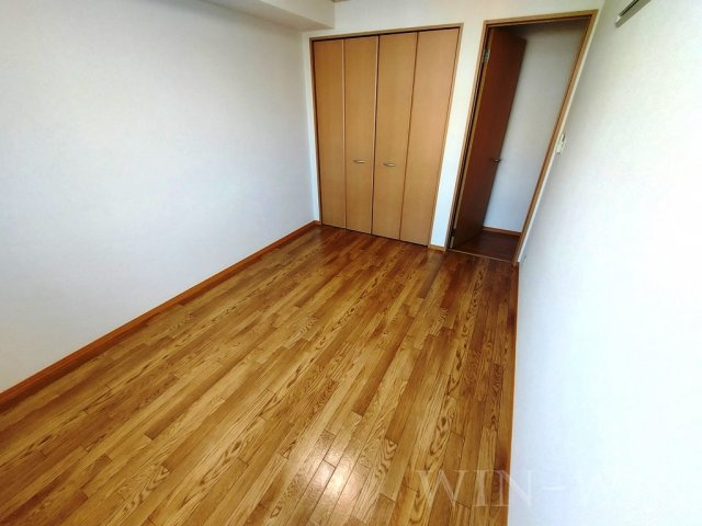 ウエストコート川崎の洋室