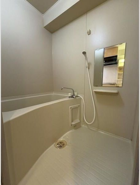 グランパシフィック十三の浴室