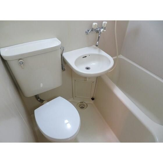 フラワーハウスの浴室