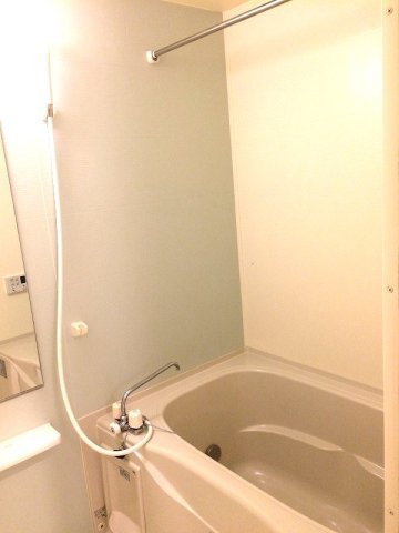 セレッソ　Ｃの浴室