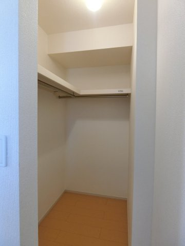 セレッソ　Ｃの収納