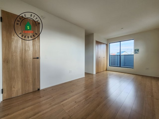 小郡市大保第4-2棟（1号棟）の内観：施工例|主寝室には収納力に優れたクローゼットがありますので、お部屋もすっきり片付きます。