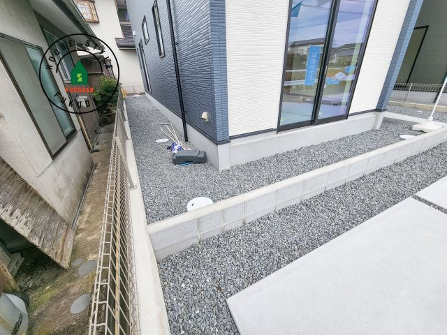 小郡市大保第4-2棟（1号棟）の庭|お庭で自由な時間を過ごせます。