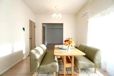 【居間・リビング】 | 【上質リノベ】舟入中町パーク・ホームズ | 室内（2025年10月17日7：00頃）撮影