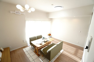 【居間・リビング】 | 【上質リノベ】舟入中町パーク・ホームズ | 室内（2025年10月17日7：00頃）撮影