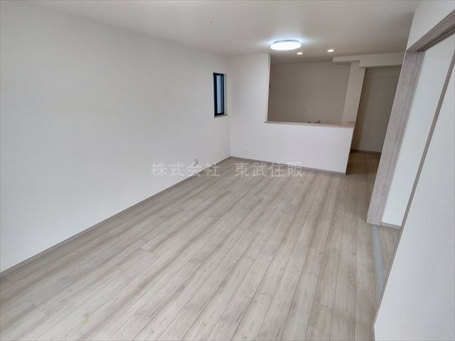 【居間・リビング】の画像