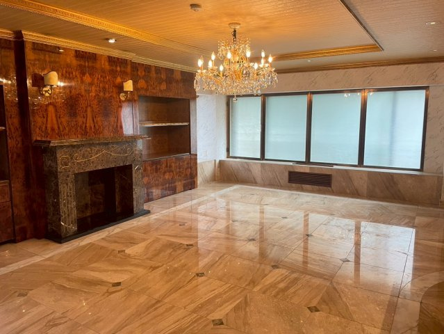 チュリス赤坂の居間・リビング|広いリビング