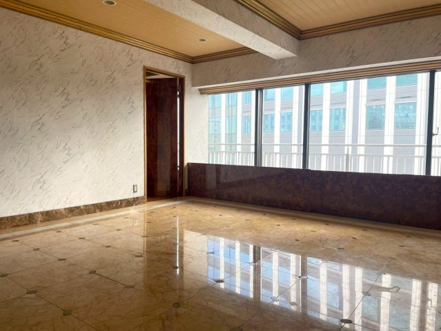 チュリス赤坂の洋室