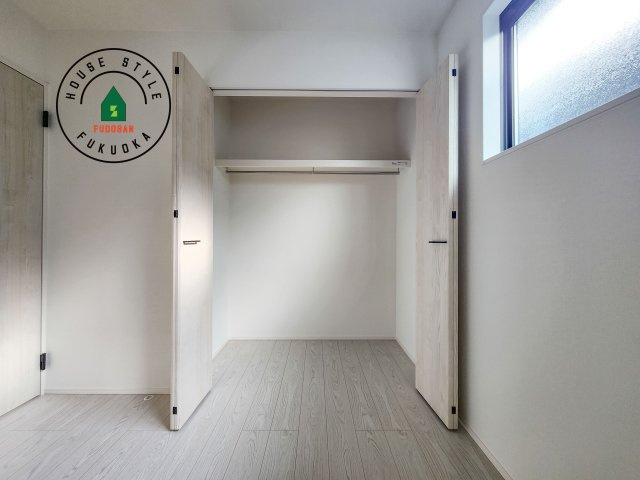 小郡市大保第4-2棟（2号棟）の内観：施工例|大きなスペースがあり、収納には困りません。