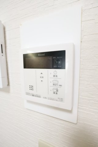 大阪市都島区都島南通２丁目の賃貸マンションのエントランス