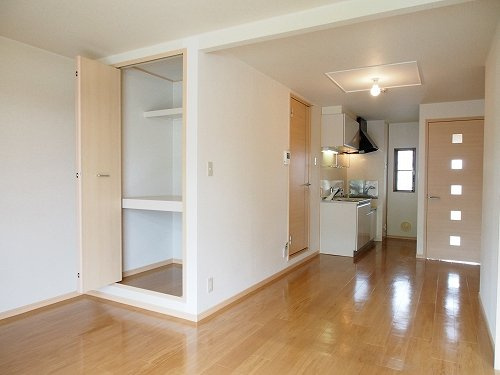 グリーンヒルズ大日の居間・リビング