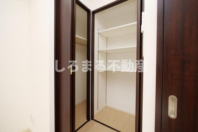 グランシス天満橋の収納