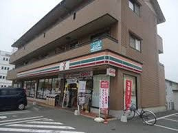レオパレスＯＺＡＫＩの周辺