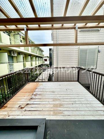 西宮市東鳴尾町１丁目の一戸建てのバルコニー|南向き