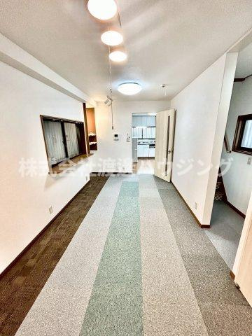 西宮市東鳴尾町１丁目の一戸建ての洋室