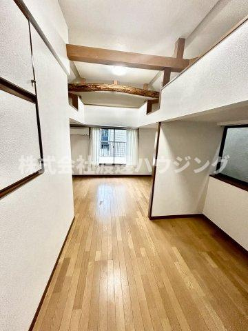 西宮市東鳴尾町１丁目の一戸建ての内装