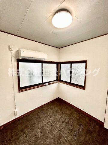 西宮市東鳴尾町１丁目の一戸建てのその他|窓