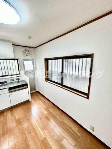 西宮市東鳴尾町１丁目の一戸建てのその他|窓