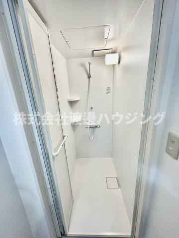 西宮市東鳴尾町１丁目の一戸建てのシャワールーム