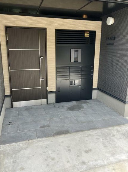 ラテル白鷺のエントランス