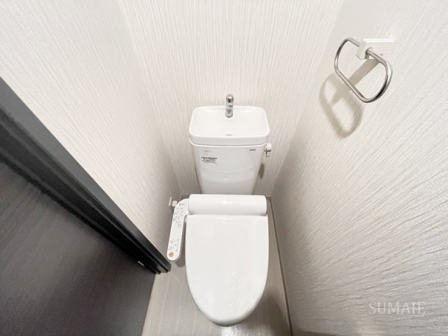 ヴィラージュ志伊Ⅲのトイレ|洗浄便座付トイレです☆