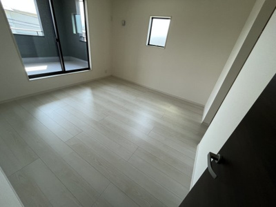 【居間・リビング】 | 【20万円ｷｬｯｼｭﾊﾞｯｸ対象物件】リーブルガーデン北葛城郡上牧町上牧全2棟 2号棟 | 施工例写真