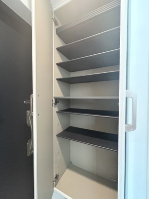 【玄関】 | エルファーロ池尻