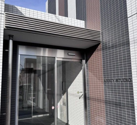 ｱﾋﾞｰｽﾀｼﾞｵのエントランス