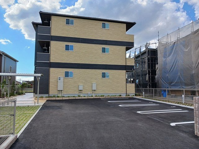 ラ・ルーチェ　Ｙの駐車場|駐車場に車を止められます