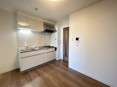 【居間・リビング】 | TKアンバーコート浜寺Ⅱ