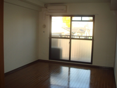 【洋室】 | ソレイユ上町