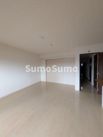 サン・ビオ空港通りⅡの居間・リビング