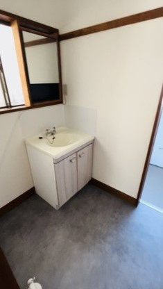 東伊豆町　奈良本の洗面所
