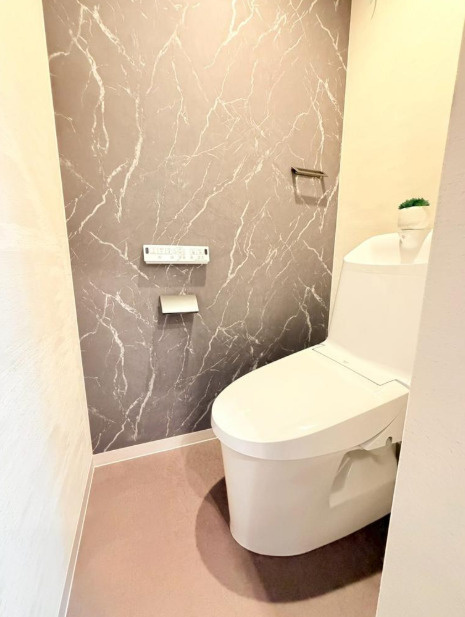 プランタンビルの玄関