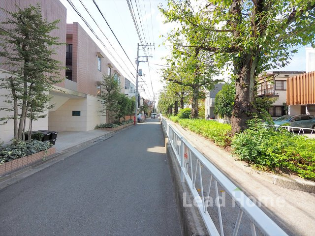 【その他】 | ディアナコート八雲 | 前面道路