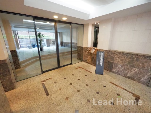 【エントランス】 | ディアナコート八雲