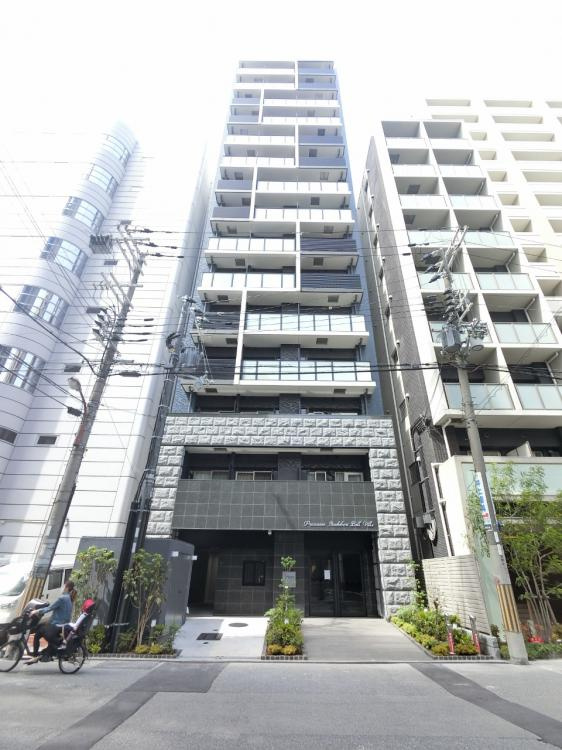 プレサンス立売堀ベルヴィルの外観