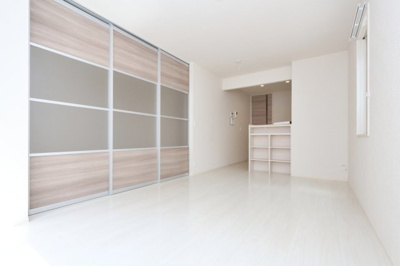 【居間・リビング】 | リヴェール舞浜 | 参考写真（同物件別部屋）