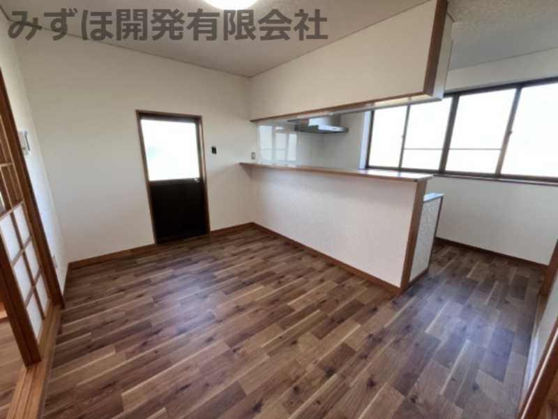 西村山郡河北町谷地字所岡2-18-4のダイニング|ダイニングも広々10.75帖あります。