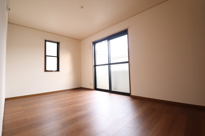 メゾンアージュの居間・リビング