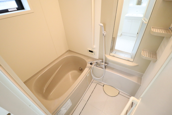 メゾンアージュの浴室